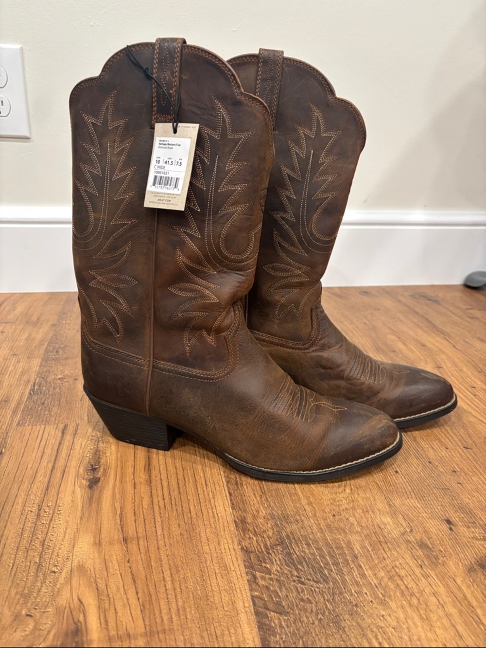 Ariat Brown Leather Women's Heritage Western R Toe Heeled Boots